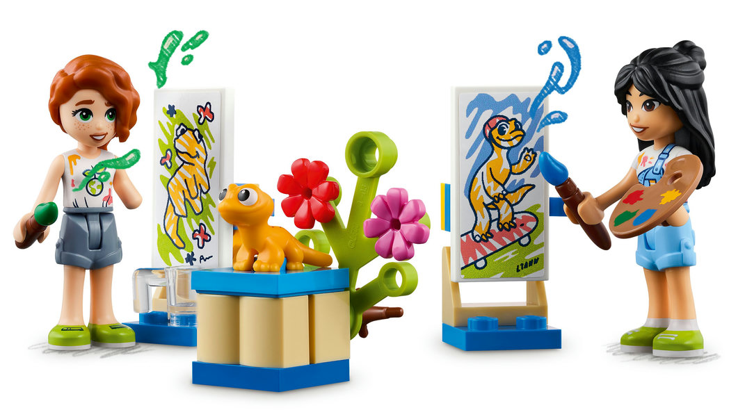 Lego Friends Liann's Room_2