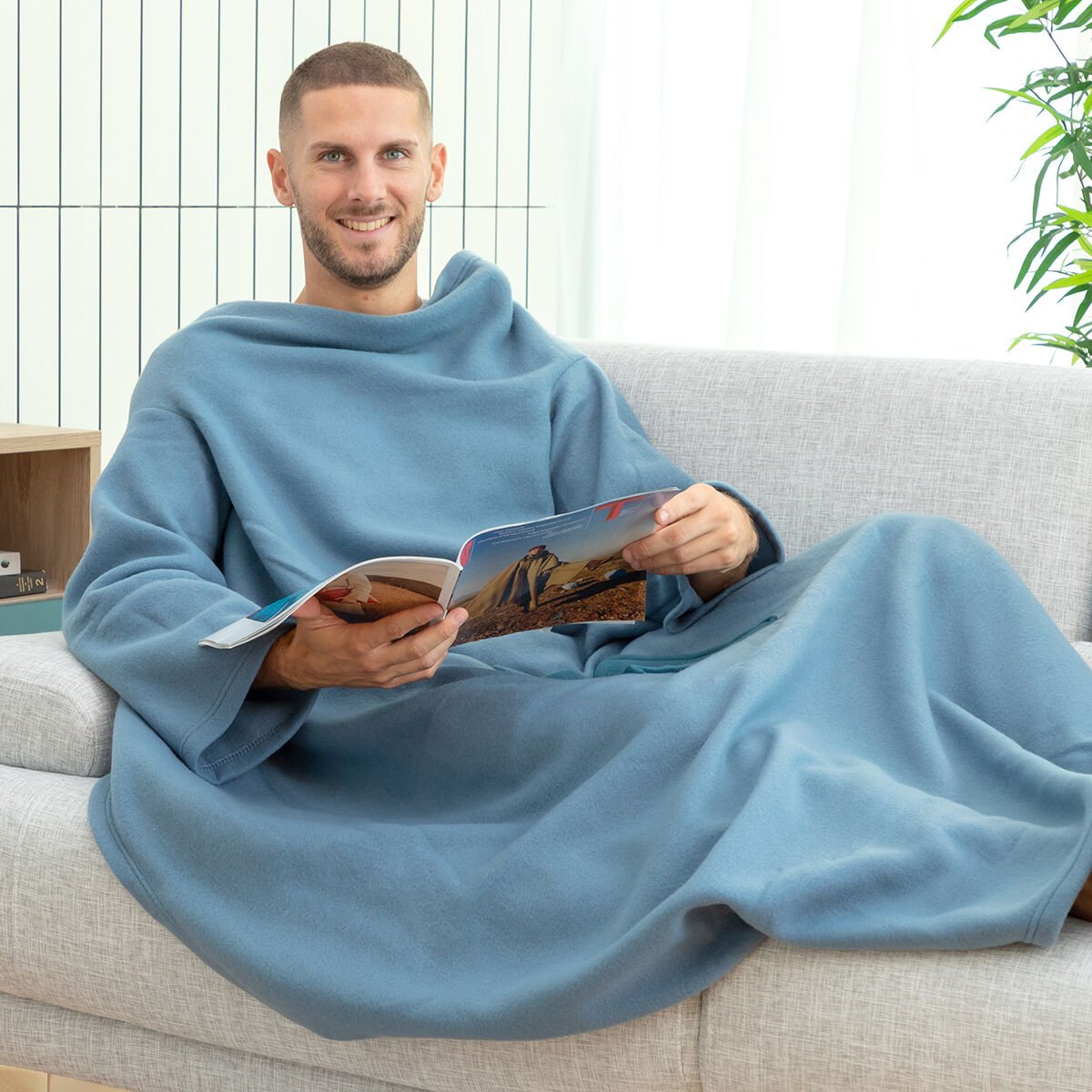 Single Sleeved Blanket with Central Pocket Faboulazy InnovaGoods_20
