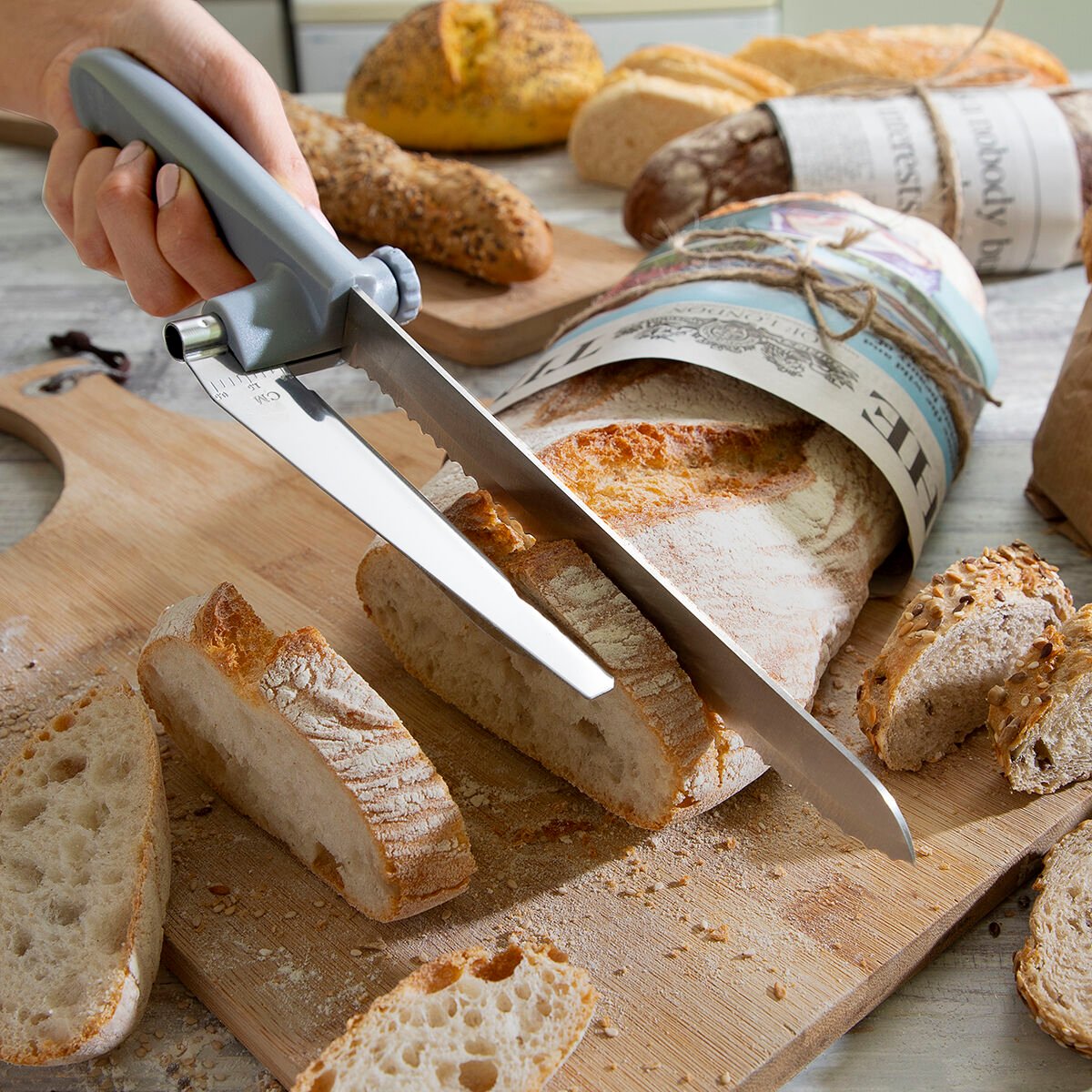 Bread Knife with Adjustable Cutting Guide Kutway InnovaGoods_0