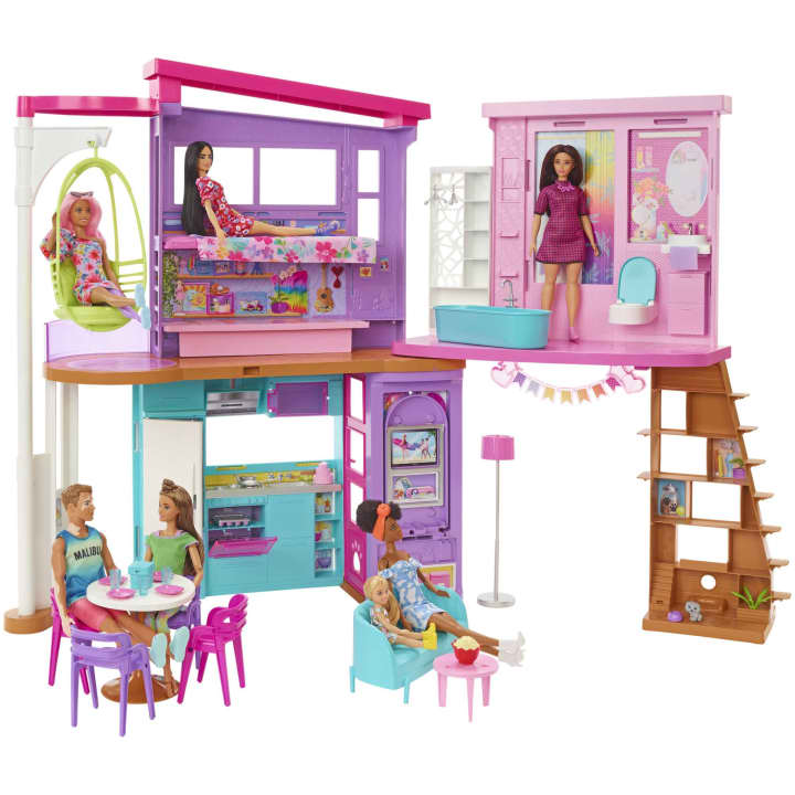 Barbie - Vacation House Playset (HCD50)_0