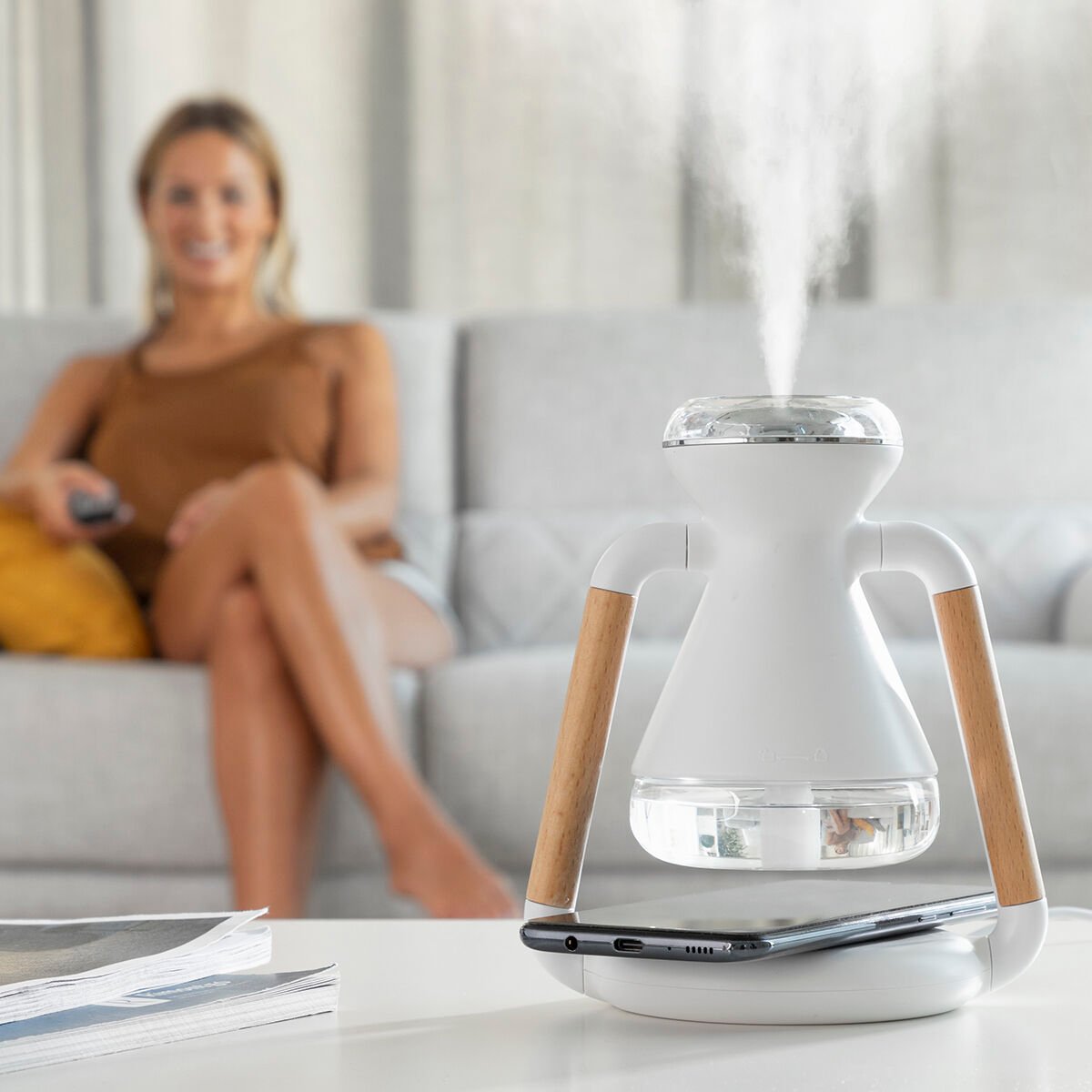 3-in-1 Wireless Charger, Aroma Diffuser and Humidifier Misvolt InnovaGoods_50
