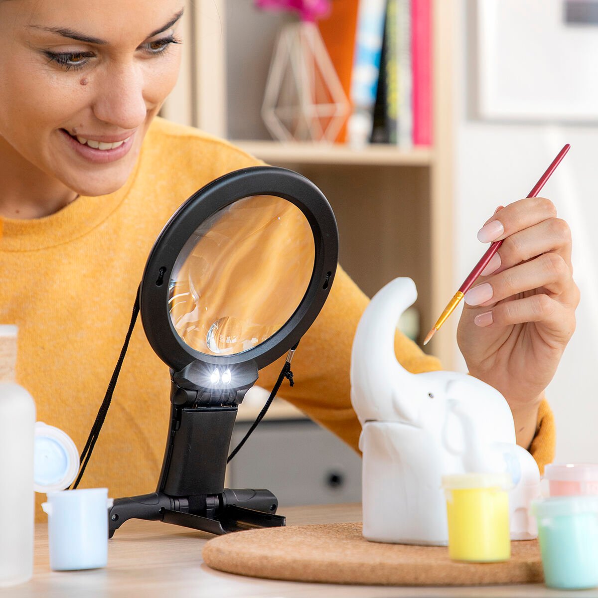 Hands-Free Magnifying Glass with LED light Zooled InnovaGoods_10