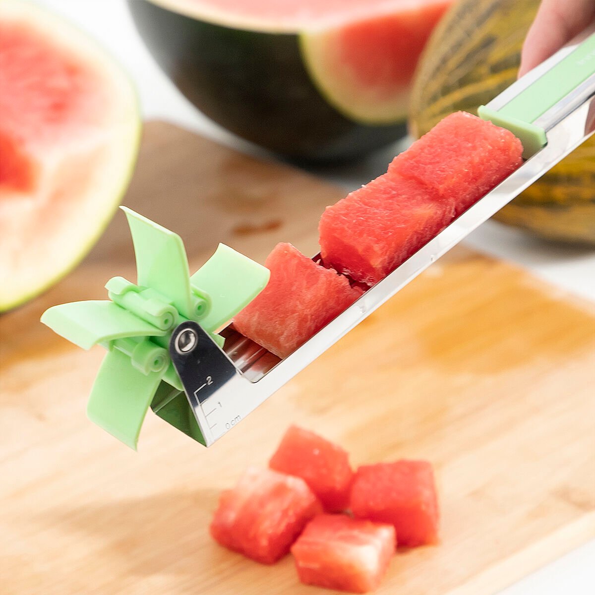 Watermelon Cube Cutter Cutmil InnovaGoods_14