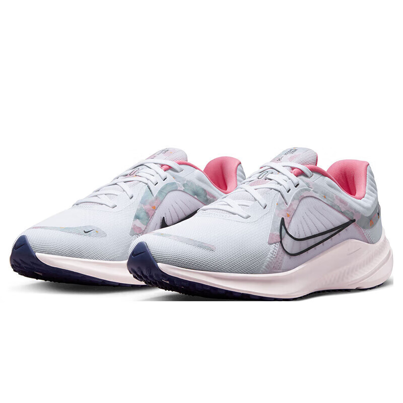 NIKE Quest 5 Women's Running Shoes - Breathable & Cushioned_1