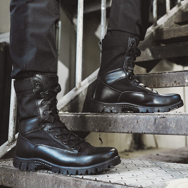 Anti-Puncture Cowhide Combat Boots for Men