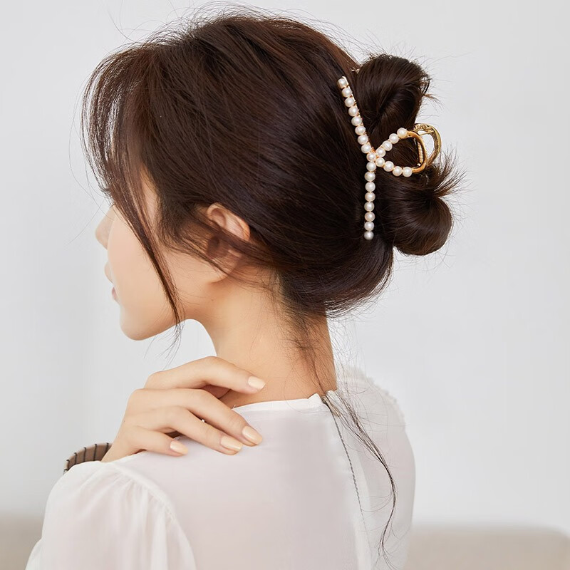 chimera freshwater pearl hair clip