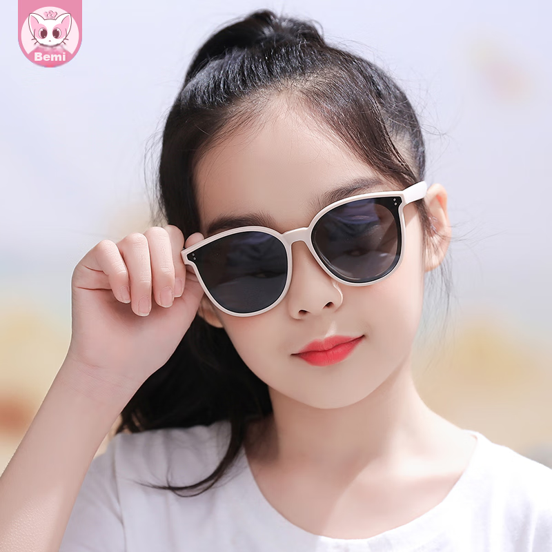 Angelamiao Kids' Sunglasses, UV Protection, Retro Square Frame
