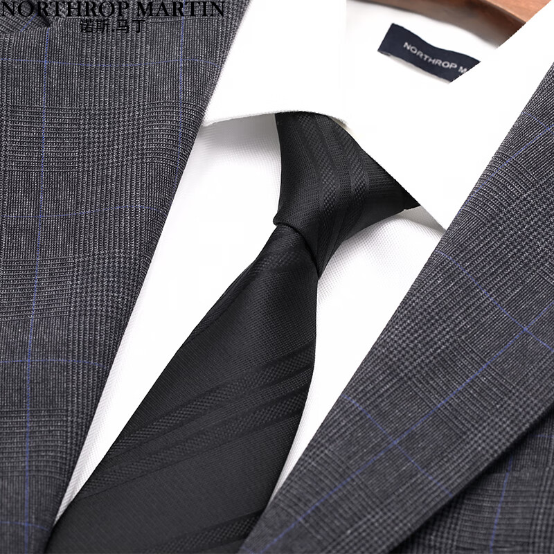 NORTHROP MARTIN Men's Silk Tie - Black Striped Formal Wedding Groom Gift