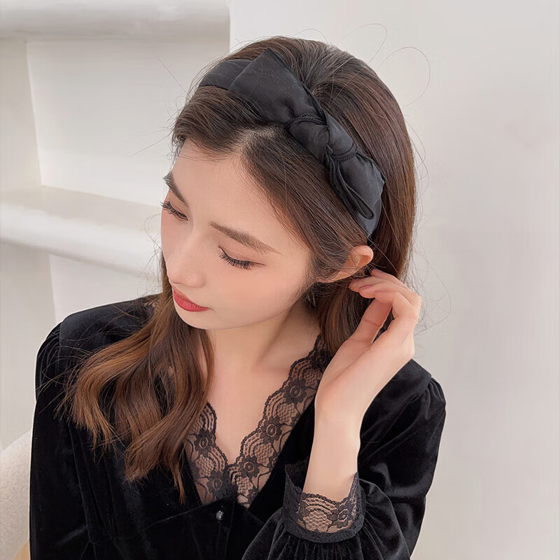 CHIMERA Elegant Crown Bow Headband - Versatile Hair Ornament for Women