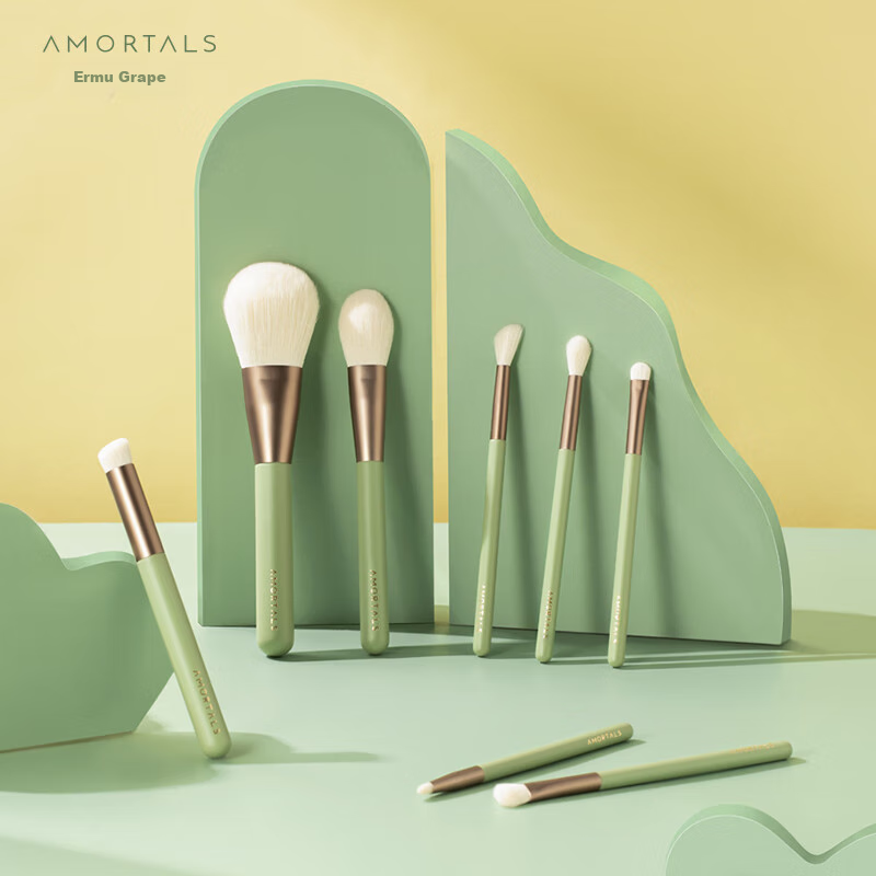 AMORTALS Emerald Star Trail 8-Piece Facial Makeup Brush Set