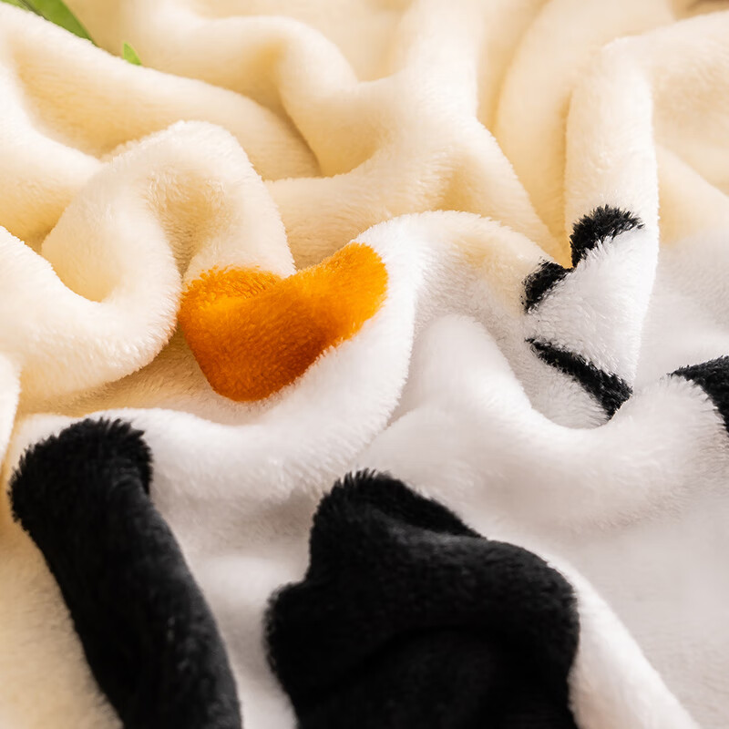 JDJZ Cute Panda Flannel Air Conditioning Blanket 1.5x2m