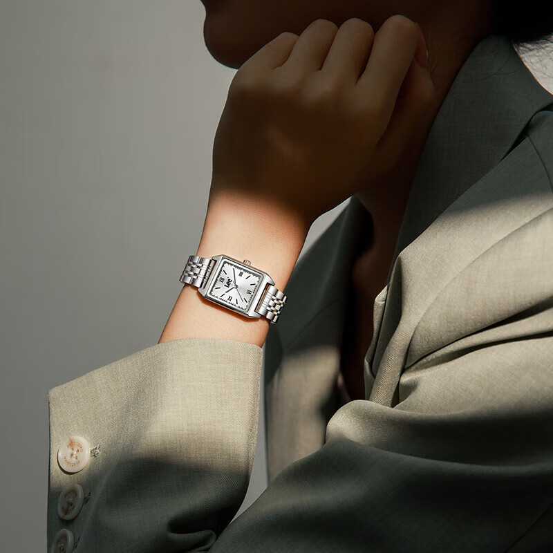Lee Women's Watch - Light Luxury Square Quartz Watch