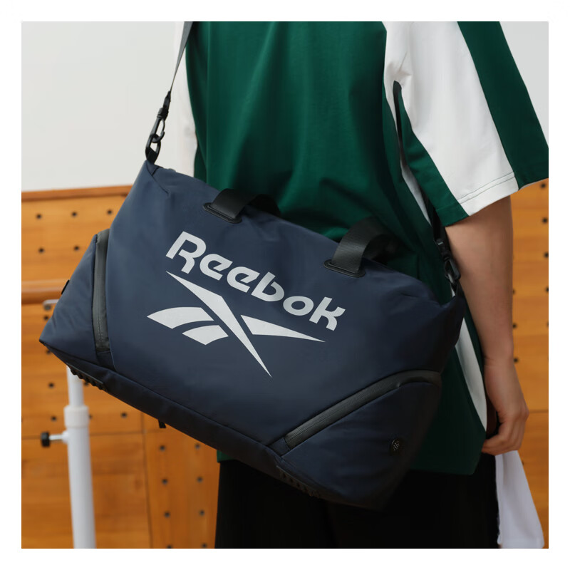 Reebok Water-Resistant Fitness Carry Bag