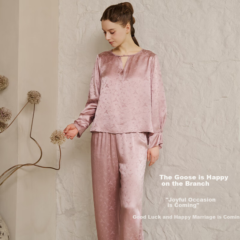 Sijie Chinese-Style Silk Pajama Set with Frog Buttons