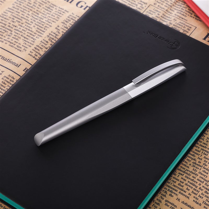 Pimio Fountain Pen - Sleek Steel for Style & Elegance