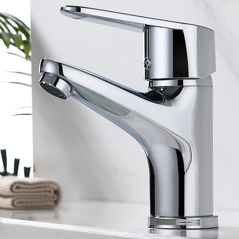 Larsd Hot & Cold Copper Basin Faucet with 60cm Hose
