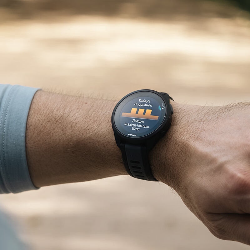 GARMIN Forerunner 165 Smartwatch Music Version Midnight Black
