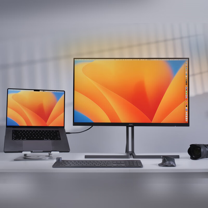 AOC 4K VA HDR Monitor - 31.5-Inch