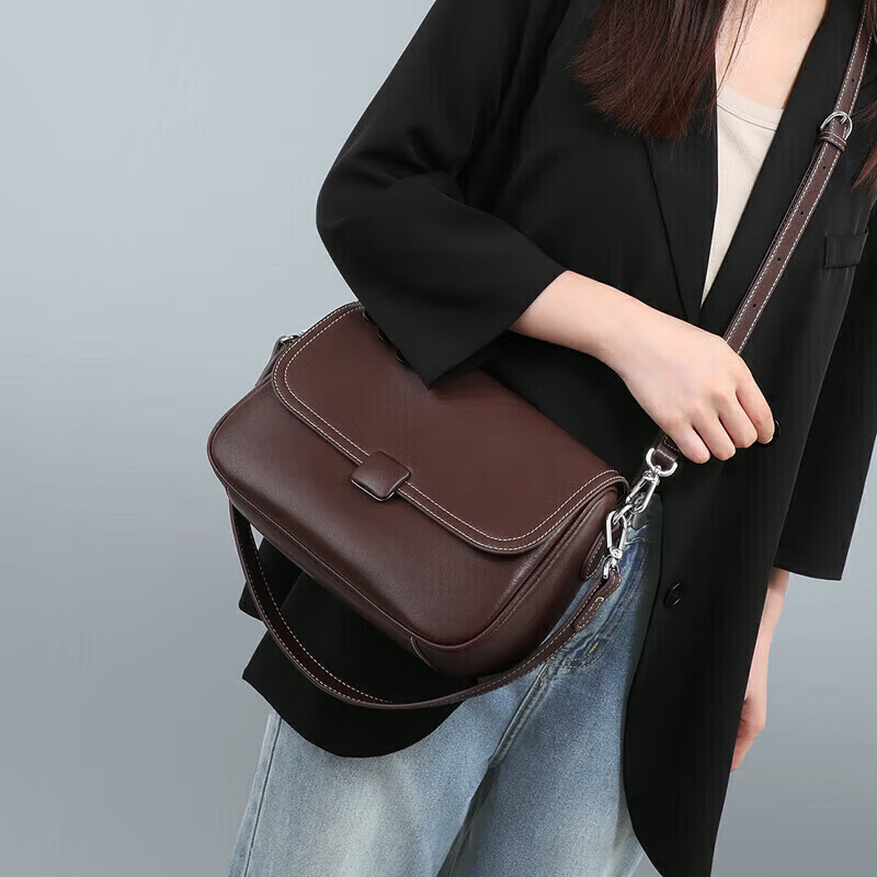 Viney Women's Leather Crossbody Bag