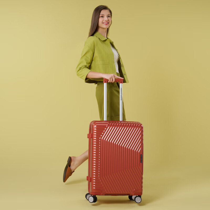 AmericanTourister 24-Inch Spinner Suitcase - Stylish & Durable