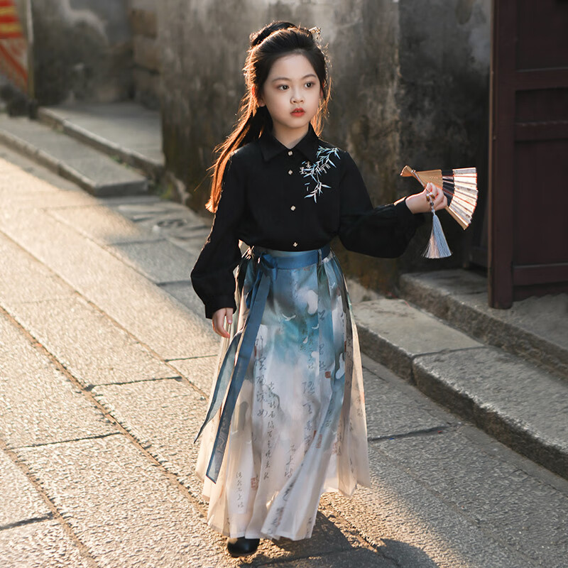 Qibo Girls' Spring 2025 Ink-Style Hanfu Top