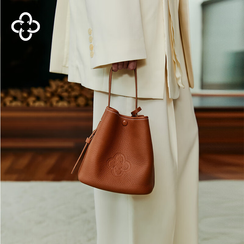 CASSILE Women's Deerhide Bucket Bag