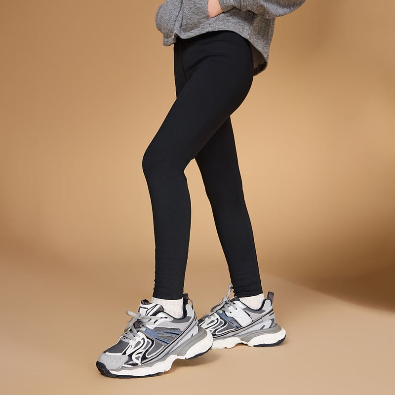 ASK JUNIOR Girls' Bare-Feel Shark Pants