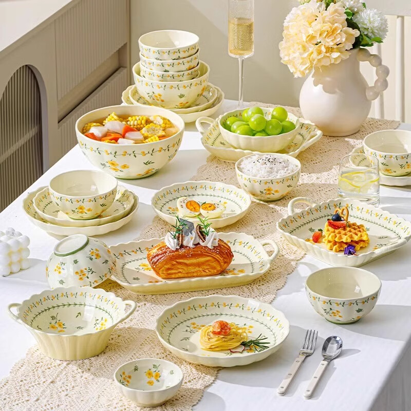 CERAMICS Spring Charm Tableware Set for 4