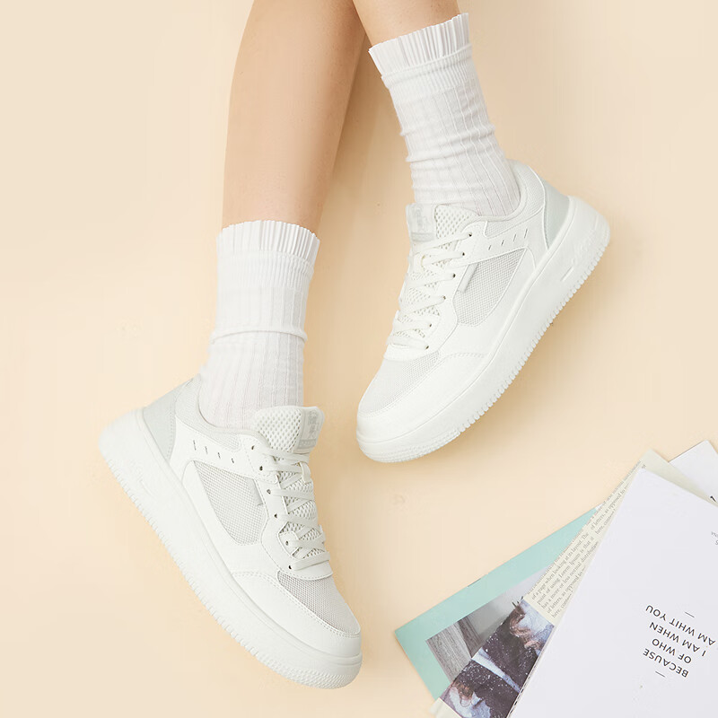 Qiaodan Women's Lightweight Trendy Sneakers