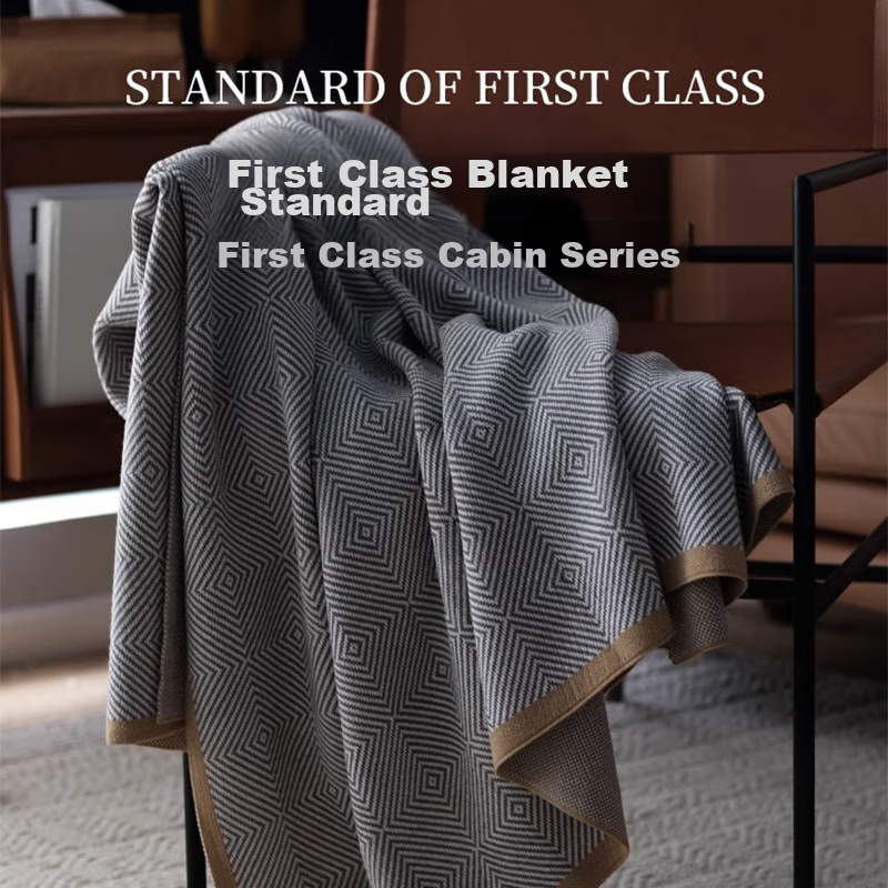 MUJI Airplane Blanket - Cozy Grid Pattern Throw