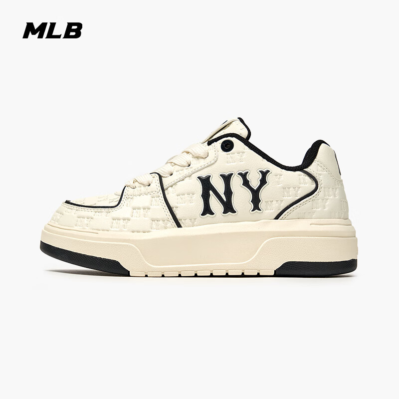MLB Yankees Engraved Monogram Sneakers