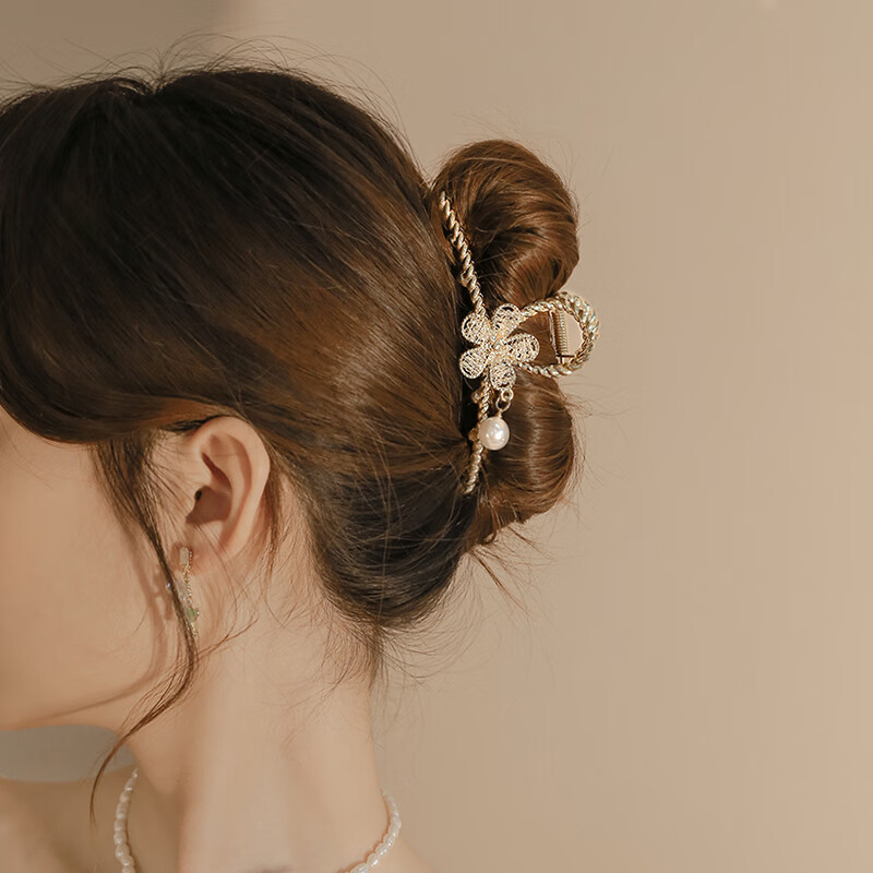 Xiangwan Metal Flower Hair Clip - Elegant Chinese Style Large Shark Clip for Women