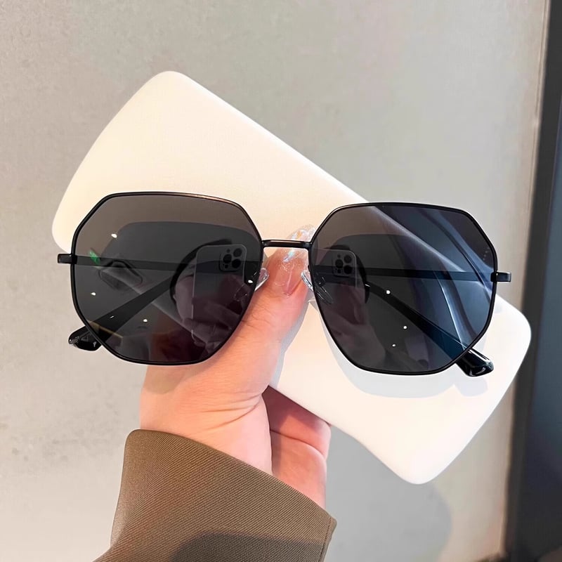 GOGOSOON 2025 Women's Versatile Driving Sunglasses