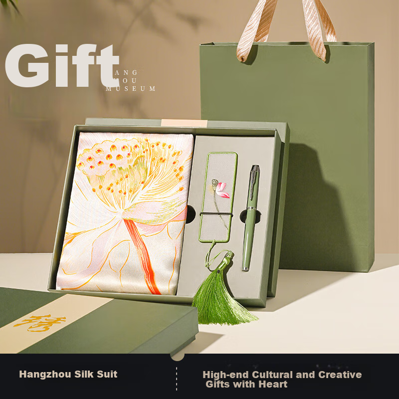 Hangsilu Mulberry Silk Scarf Gift Set