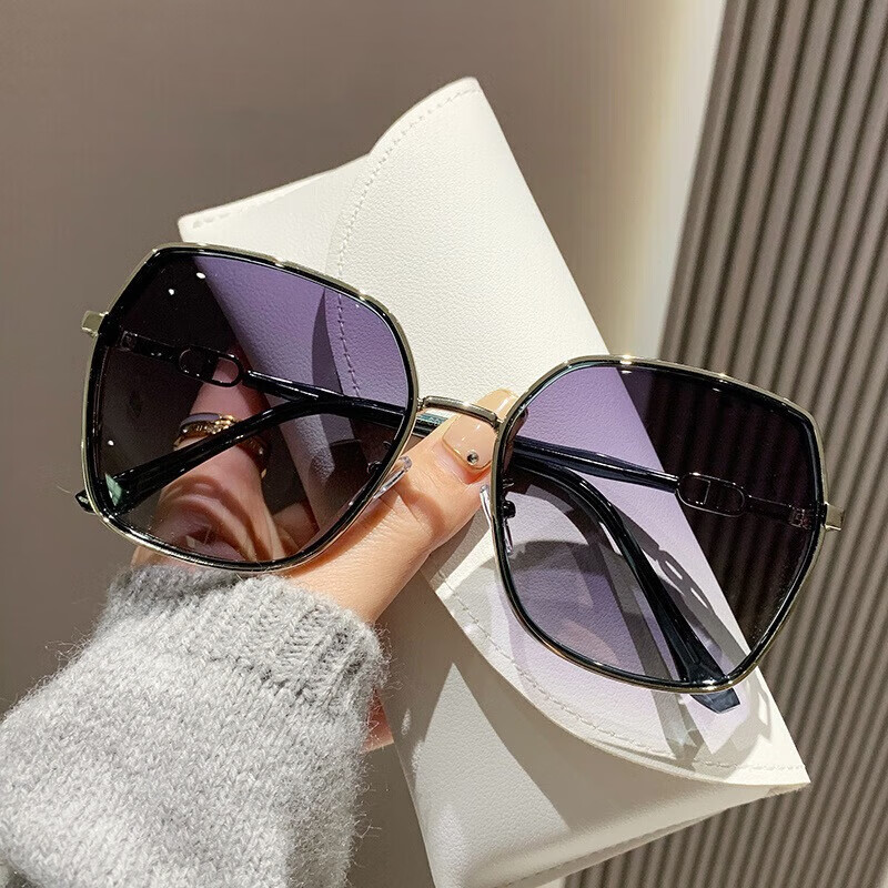 GOGOSOON 2025 Women's UV Protection Sunglasses