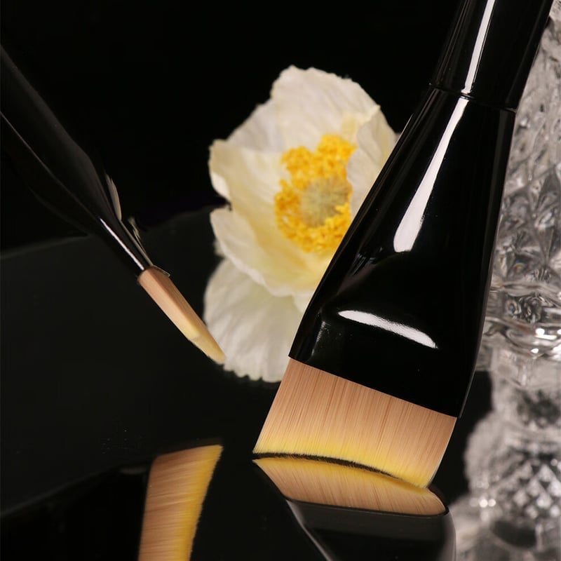 Fencai Jiang D78 Foundation Brush - Flat Head, Ultra-Thin