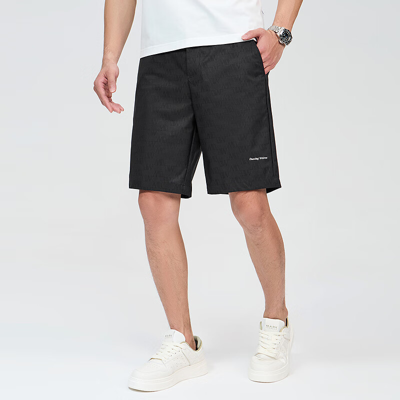 DANCING WOLVES Trendy All-Over Print Shorts