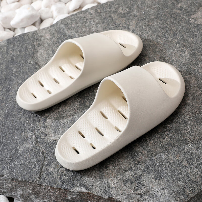 XGGC Men's Quick-Dry Bathroom Slippers