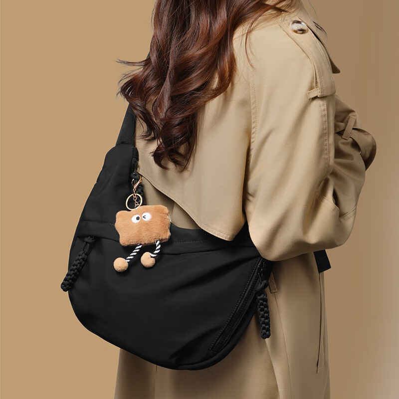 Viney Women's Canvas Sling Bag