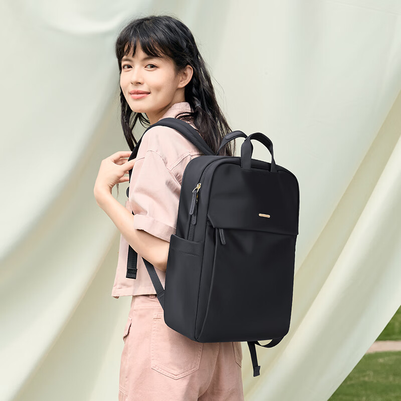 GOLF Commuter Backpack - 16-Inch Laptop Bag for Women