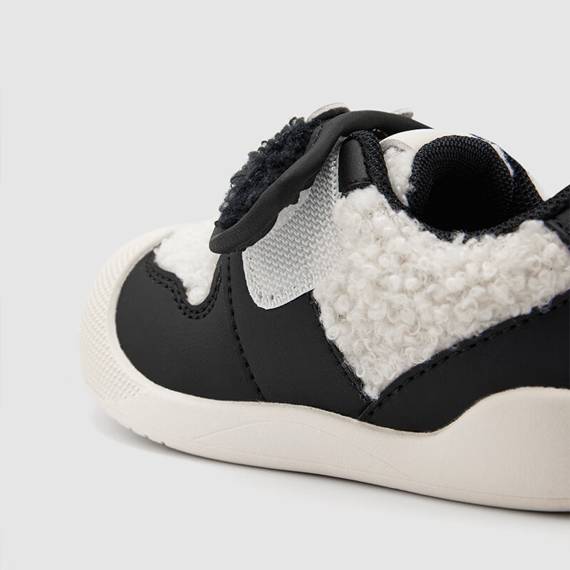 YEEHOO Winter Toddler Walking Shoes - Non-Slip Black
