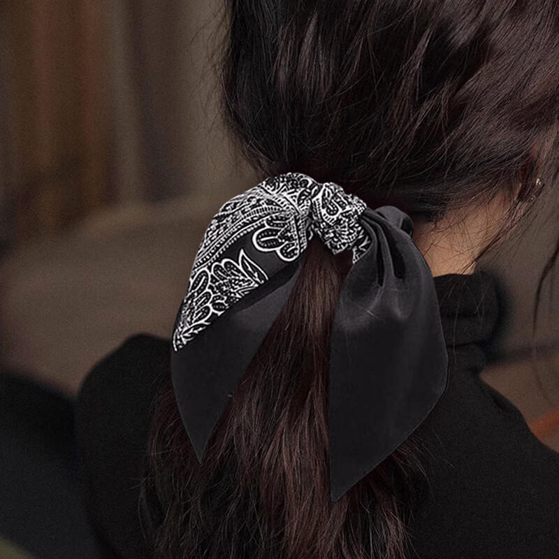 Xiangwan Black Hair Tie with Bow