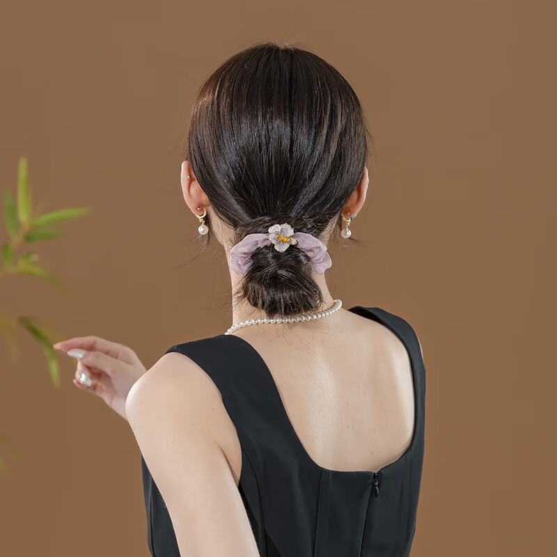 CHIMERA Purple Rhinestone Flower Hair Tie