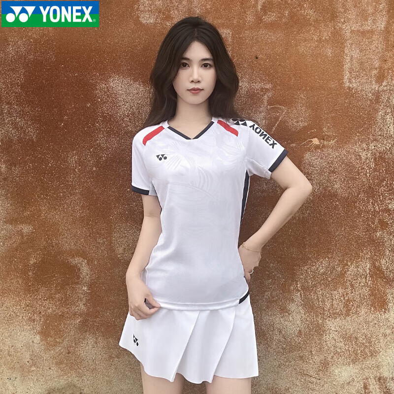 YONEX Men's Breathable Badminton T-Shirt