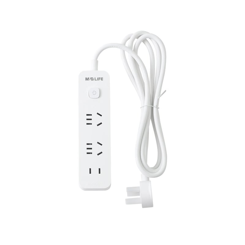 M&G Flame Retardant Power Strip with Safety Door