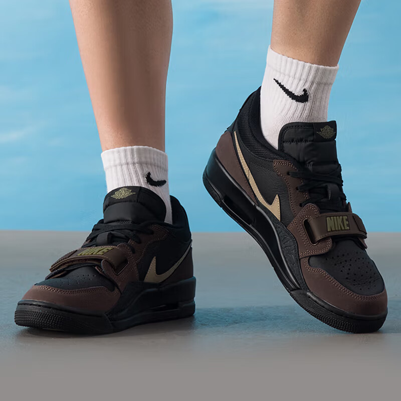 Jordan Legacy 312 Casual Sneakers Black Brown