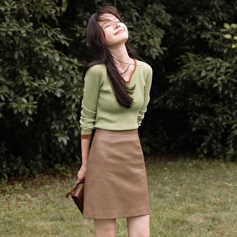 Mt Soft Power Autumn V-Neck Knit Sweater