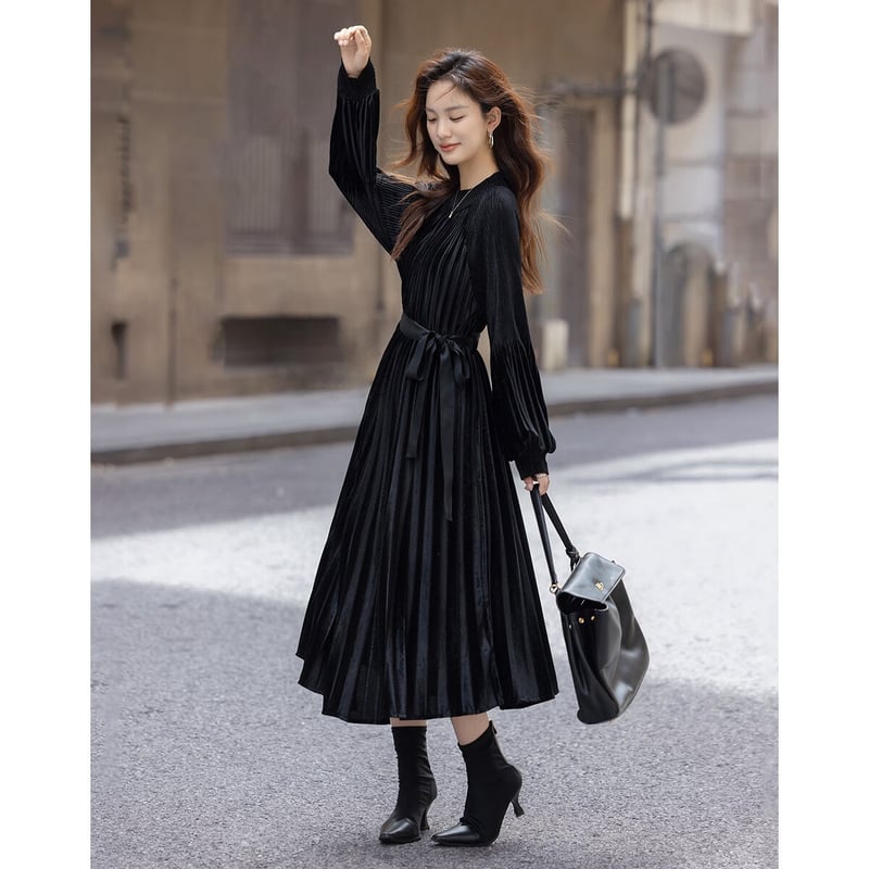 Demana Modern Winter Velvet Dress