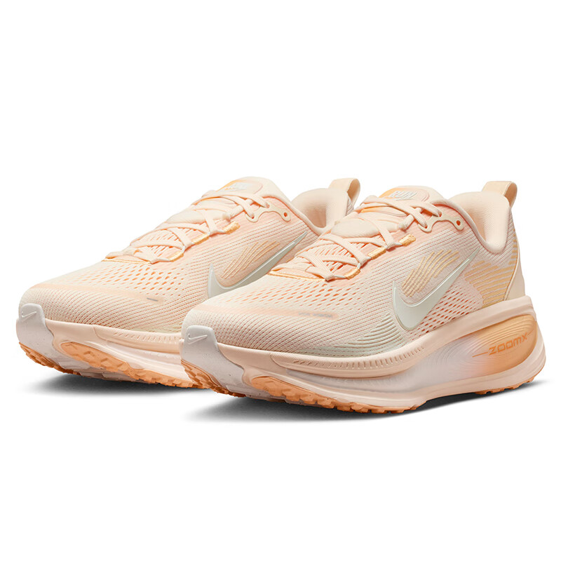 Nike VOMERO 18 Running Shoes for Women
