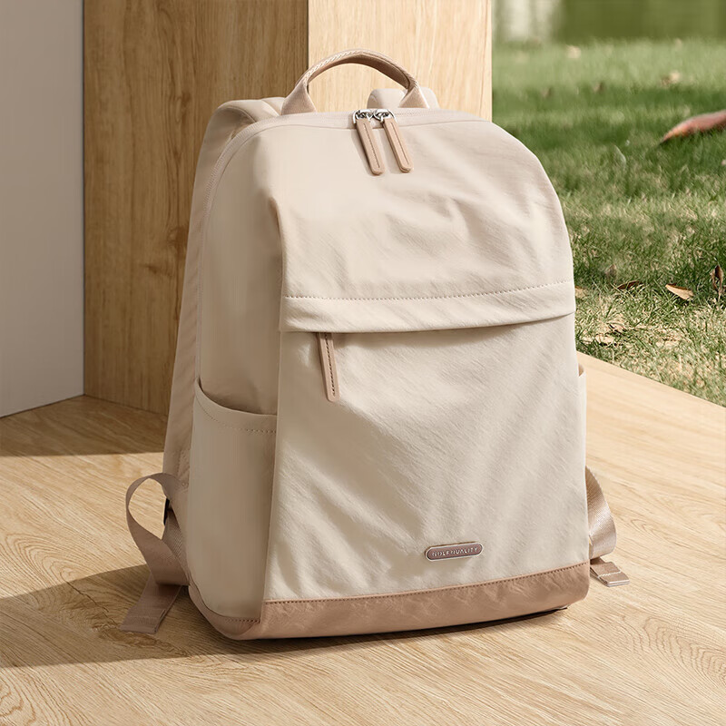 GOLF Women's Lightweight Backpack